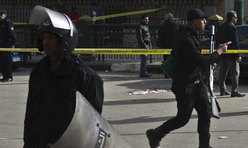 Dozens killed in Egypt mosque attack