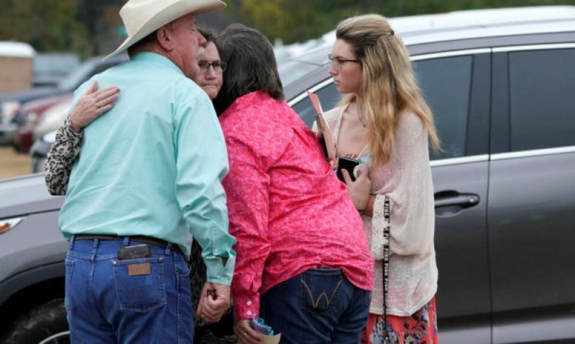Record attendance at 1st service since Texas church shooting Record attendance at 1st service since Texas church shooting