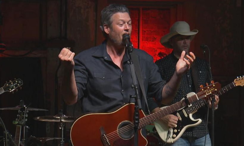 Blake Shelton’s Ole Red draws crowds to his tiny hometown Blake Shelton’s Ole Red draws crowds to his tiny hometown