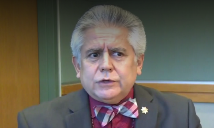 Famous pathologist says sheriff ordered hands cut off corpses