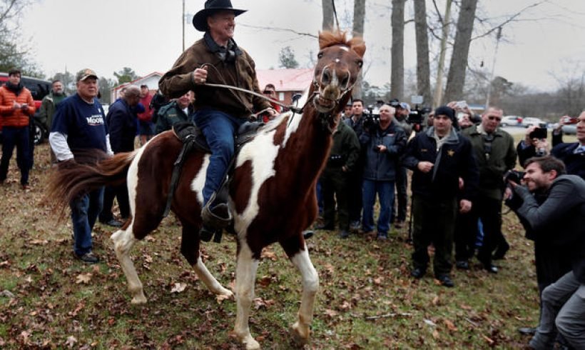 Live updates: Alabama Senate election results