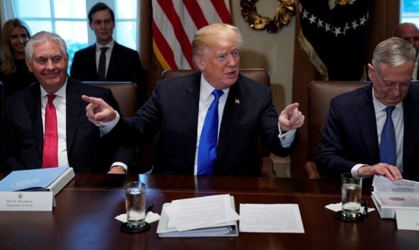 Trump celebrates GOP tax bill with Cabinet