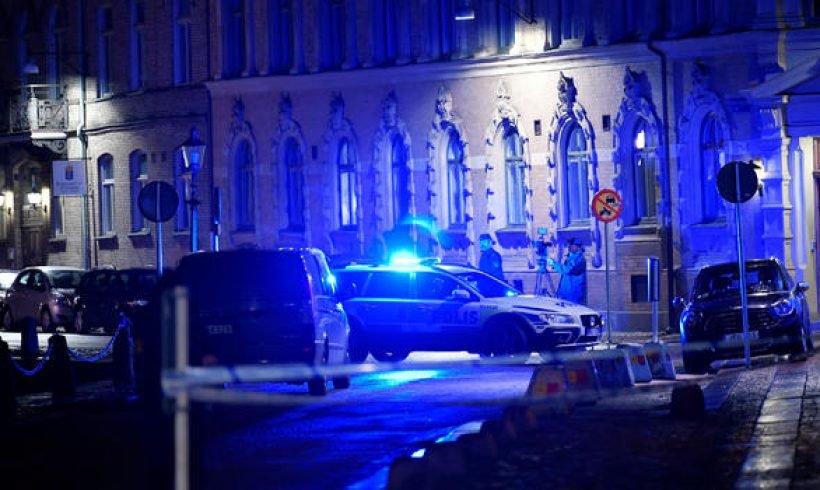 3 arrested in firebomb attack on synagogue