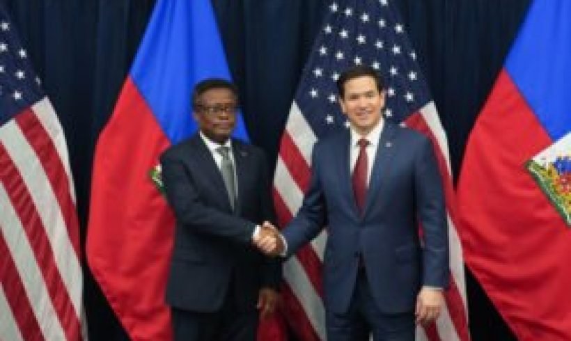 Fritz Alphonse Jean de retour de Jamaïque : percées diplomatiques ou promesses en l’air ?