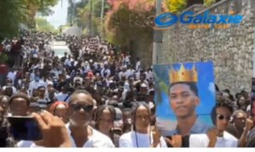 « Plus Jamais Ça ! » : La Marche Crève-Cœur d’une Jeunesse Haïtienne pour Zamy Wanderson