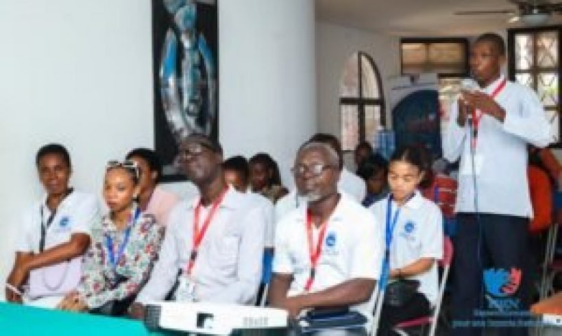 Le REN forme des enseignants à Port-au-Prince : “Éducation en période de crise”