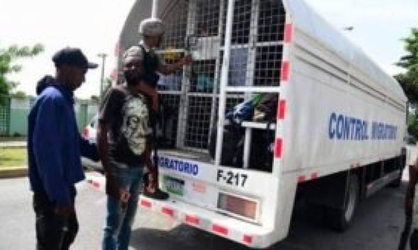 Femmes qui accouchent en République dominicaine : un cri pour la dignité et la justice